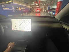 -TESLA 特斯拉(上海太古汇体验店)