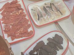 -毛辣果·贵州红酸汤牛肉火锅(西单店)