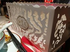 -红宝石·鲜奶小方·海派西点房(南丹店)