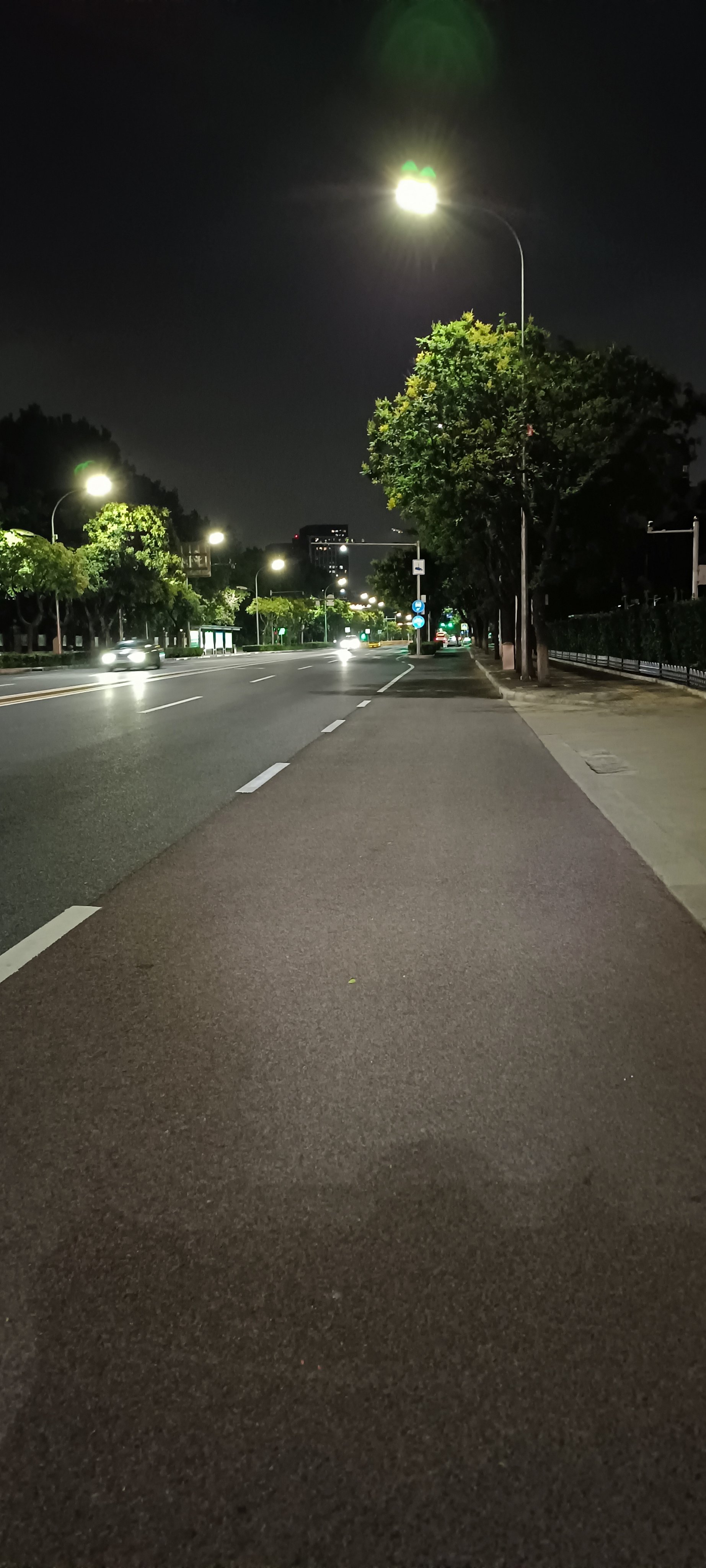 晚上的夜景图片路边图片