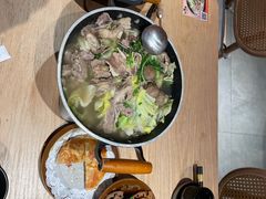 -川堂风·跷脚牛肉·乐山爆炒(宝山日月光店)