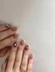 -悦指间美甲美睫