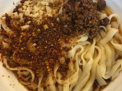 -顺溜·手工刀削面·黑金店(铜锣湾店)