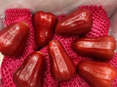 -上海龙吴水胜海发市场