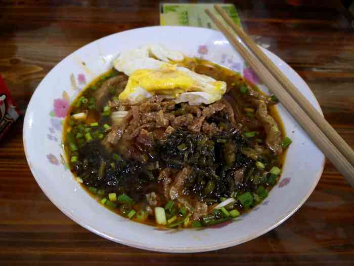 阿二面馆-"[薄荷]环境:堂食的人比较多,基本需要."-大众点评移动版