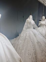 -MISS LUCKY国际婚纱礼服定制(昌平店)