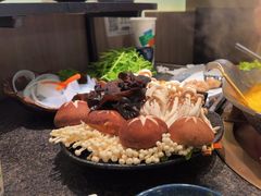 -湊湊火锅·茶憩(打浦桥日月光店)