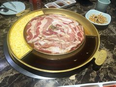 -猪啊牛呀羊啊铜盘烤肉(正大广场店)