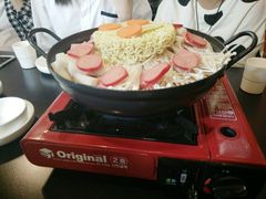 传统韩式部队锅-炙韩料理·部队锅专门店