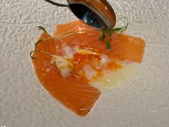 三文鱼温泉蛋配鱼子-Solo(衡山路店)