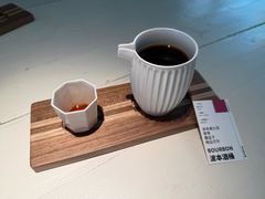 -彳亍咖啡·这里(水湾路店)