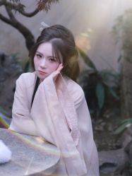-一揽芳华汉服旗袍体验馆(拙政园店)