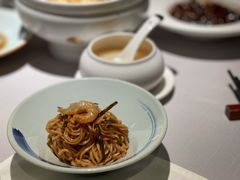 开洋葱油拌面-屋里厢上海菜馆