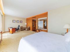 -汕尾巴黎半岛酒店