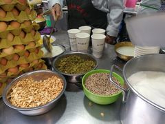 -清真老马家国华牛奶鸡蛋醪糟(正宁路店)