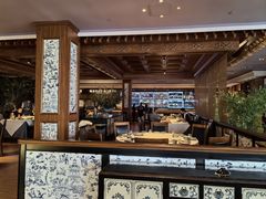 -八府香鸭·啫啫煲(华山路店)