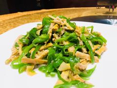 -红泥美食坊(良安路店)