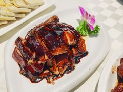 特色酱鸭-光明邨大酒家(淮海路店)