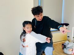 -猴有戏教育戏剧·音乐剧·主持口才·演讲朗诵辩论(环球港华师大校区)