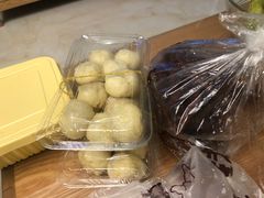 -佬钱湾仔(衣裳街店)