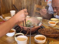 -阿婆情腊排骨火锅(金虹路店)