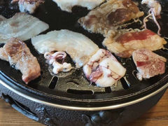 -金石青云炭火烤肉店(中房上东花墅店)