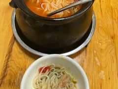 -李记特色罐罐米线(重庆中环大厦店)