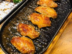 料理烤焦香翅中-老东镇啤酒屋海鲜加工·蒸汽海鲜·海鲜烧烤(台东店)