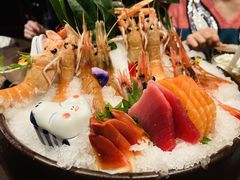 -万岛日本料理铁板烧(万泰国际店)