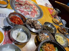 -老炉家木炭烤肉(长江国际店)