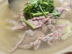 -冯烫烫跷脚牛肉·川菜小馆(武胜西街店)