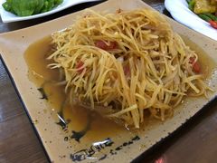 -萨宁音登锡伯风味餐厅(一楼店)