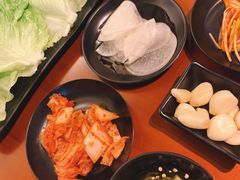韩式泡菜-肉甲韩国木炭烤肉(新壹街1店)