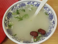 -大耳公曹氏驴肉包子铺(三八店)