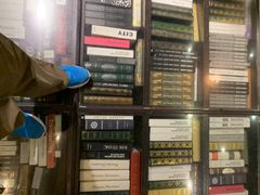 -钟书阁(松江泰晤士小镇店)