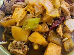 -牛一嘴·兰州牛肉面·大盘鸡(财富中心店)