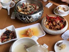 -隔壁老王·家常云南菜(花巷店)