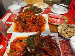 -李双猪·小龙虾·烧烤·羊肉煲(乐山店)