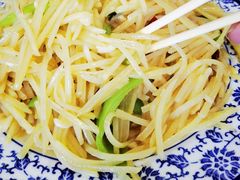 酸辣土豆丝-老孟拉面海鲜餐厅