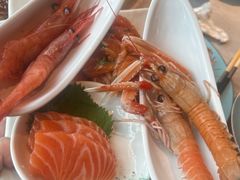 -雍容荟帝王蟹活龙虾展台自助(IFS黑金店)