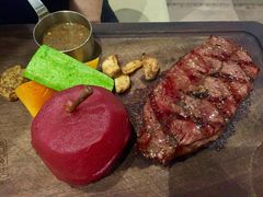 红酒啤梨VS果木400℃牛排-食间牛排(湖西路店)