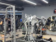 -超鹿运动(五四路恒力城店)