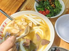 鸡汤饵丝-文山荷鲜居(翠湖店)