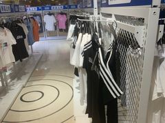 -BIGOFFS 超级折扣(仁恒伊势丹店)