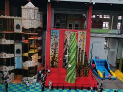 -蒙特利亲子乐园