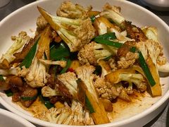 -龙巢盱眙龙虾·牛蛙·烧烤宵夜(八卦岭店)
