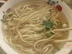 -正宗胖子抻面馆(岭东路店)