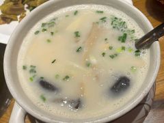 -黄泥岗·地道湖北菜(奥特莱斯店)