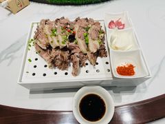 -民族手抓羊肉馆·滩羊手抓·烤全羊