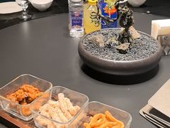 -忆江南·临江鱼馆